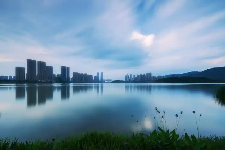 7月16日长沙市梅溪湖