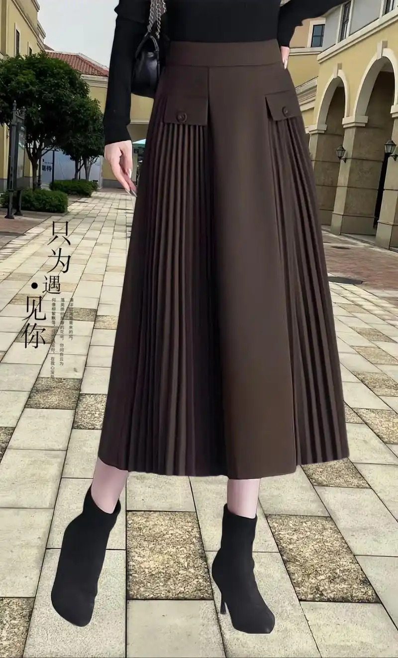 姐妹们～毛呢百褶高腰a字裙简直不要太好看啦!加厚毛呢百褶a字 - 抖音