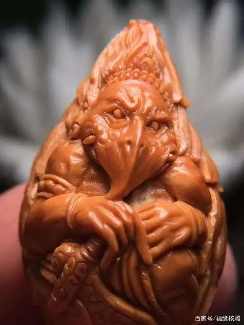 精品橄榄核雕《雷震子》精品欣赏