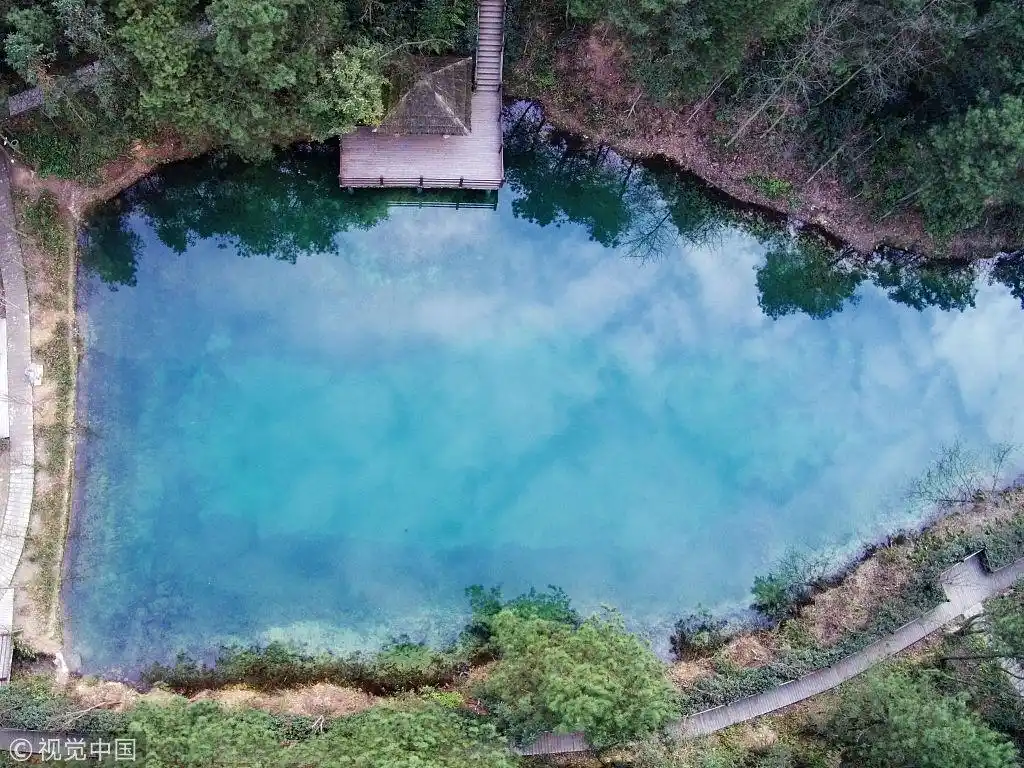 重庆"小九寨"藏"瑶池",人间仙境映"天宫"