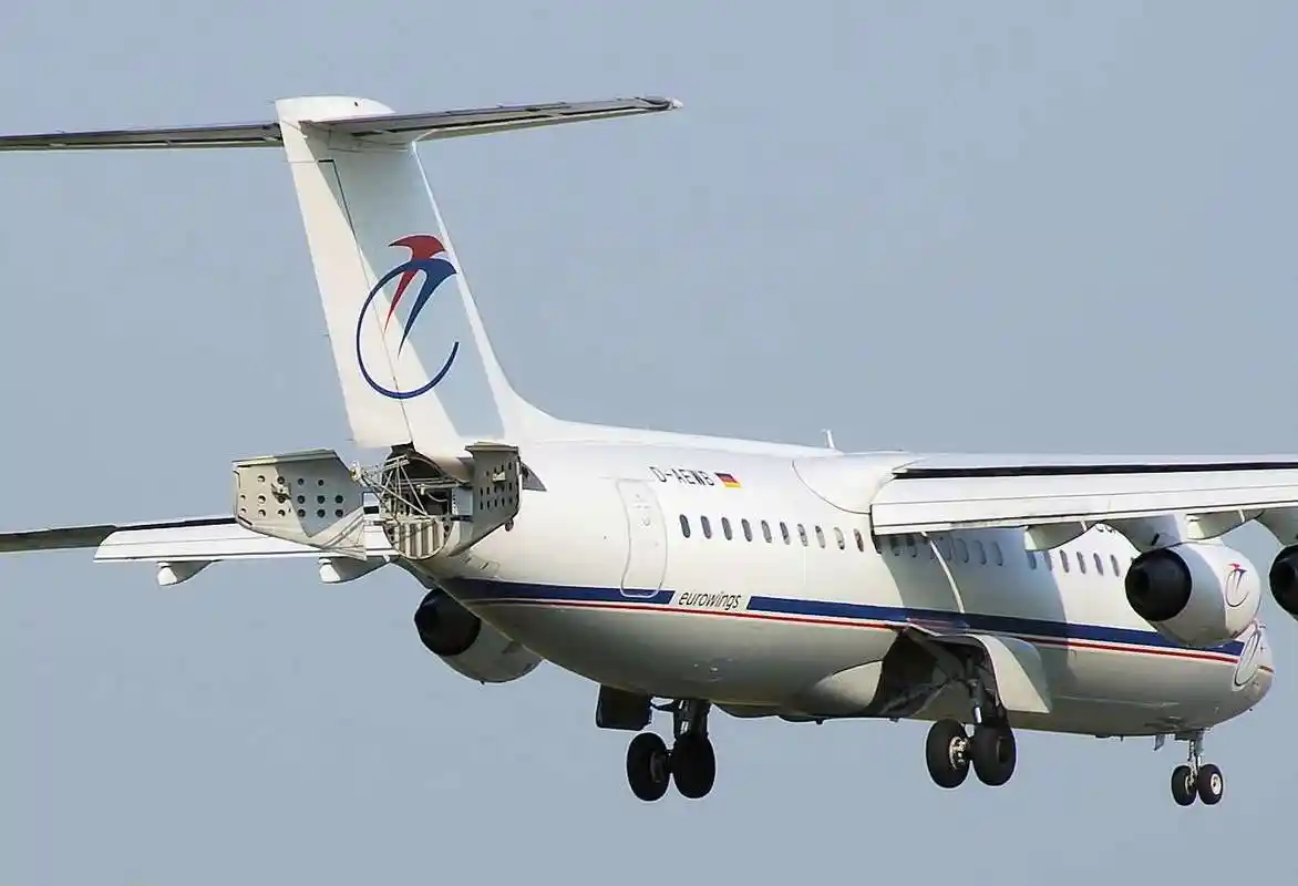 bae146四发支线客机英国航空工业的奇迹