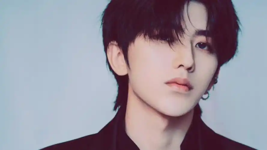 我的ikun们是花儿一样的年纪,像花儿一样天真烂漫可爱.@蔡徐坤