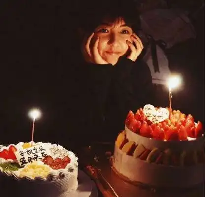 明星许愿的生日蛋糕,蒋依依的充满梦幻气息,宋祖儿的有点奢侈啊