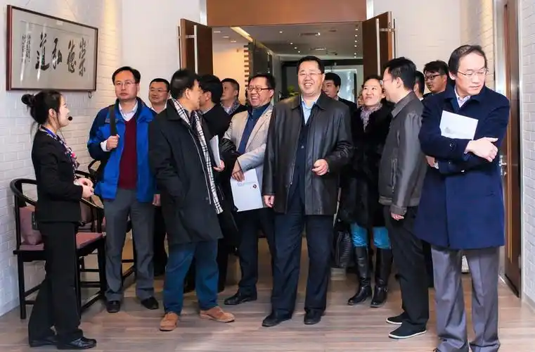 董事长王石山,北京国资融资租赁股份有限公司总经理费颖,基石国际融资