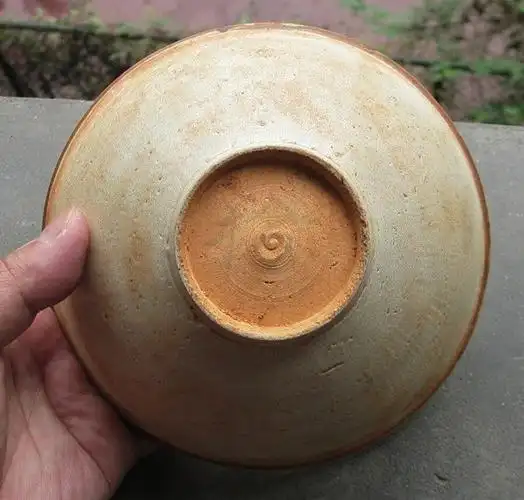 宋代瓷碗一个底足带字