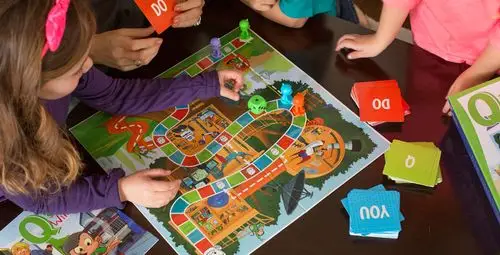 为什么孩子会对你的手机感兴趣一招解决来玩国外火到爆的儿童桌游