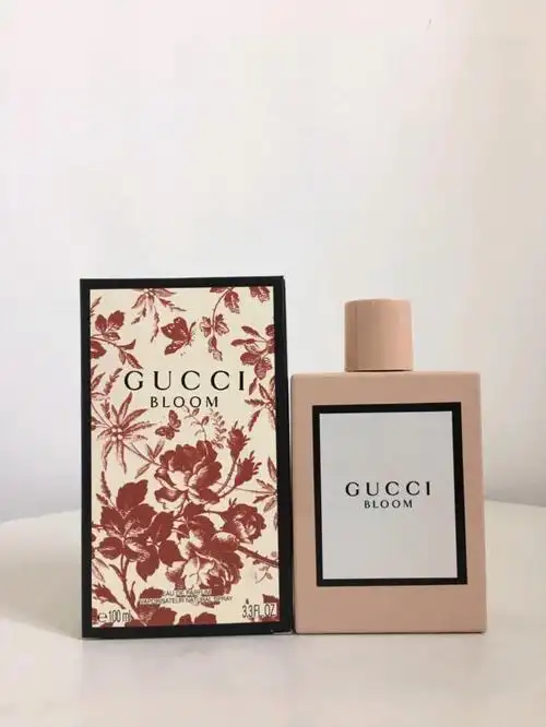gucci bloom花悦绽放/黑色繁华 香水 30ml 炒鸡好闻花香调 留香久115