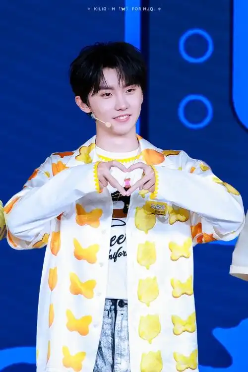 马嘉祺康师傅冰红茶品牌代言人