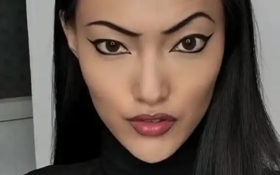 你好,我叫小蛇仿妆 成龙历险记 成龙历险记小蛇