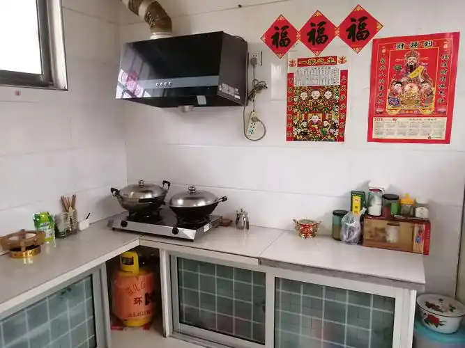 收拾整齐,干净整洁的厨房