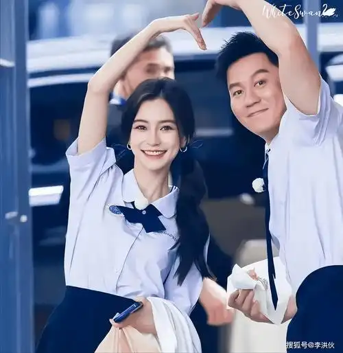 杨颖和李晨被传恋爱,难兄难妹是假戏真做还是故意抹黑?