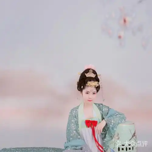 盘子女人坊古装写真摄影