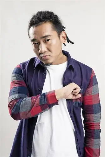 中国新歌声扎西平措夺冠郭沁亚军 扎西平措个人资料女友介绍