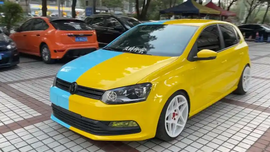 夏日清爽的大众polo改色案例