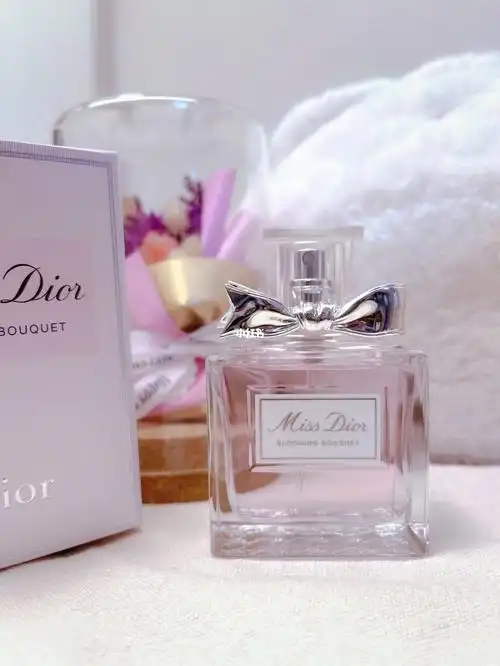大牌入门级香水|温柔少女心·迪奥花漾甜心