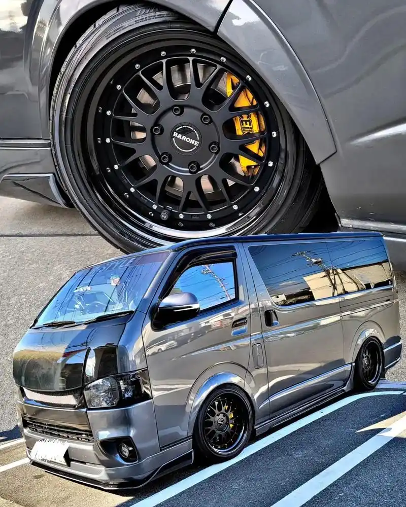 toyota haice200改装案例.这台万能面包车简直有 - 抖音