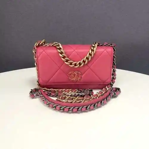 chanel香奈儿女士单肩包糖果粉19bag woc_【95新】新_21830元_-心上