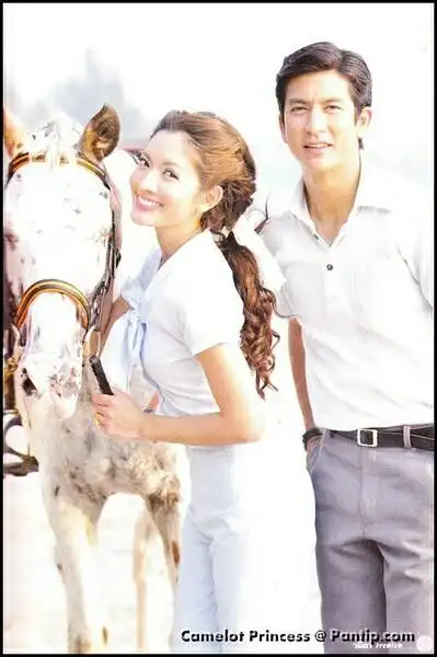 现代小说 好剧吧(随写)电视剧围绕巴贾少校为了维护因弟弟欠债给家族