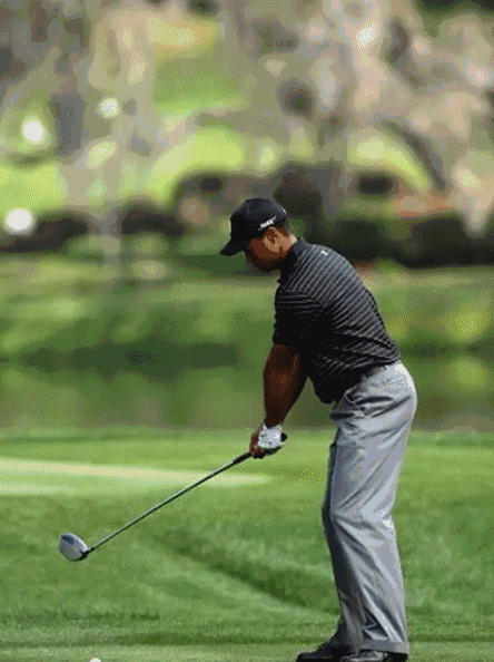 放松 上图2008年3月为阿诺帕尔默邀请赛赛前伍兹挥杆全程回放精彩