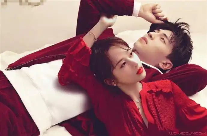 杨紫和邓伦领证了吗杨紫邓伦私下穿情侣装又是怎么回事