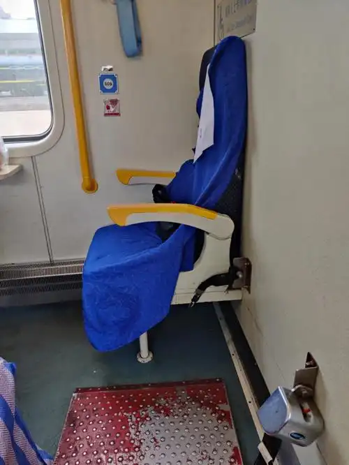 k字头的火车社恐专座