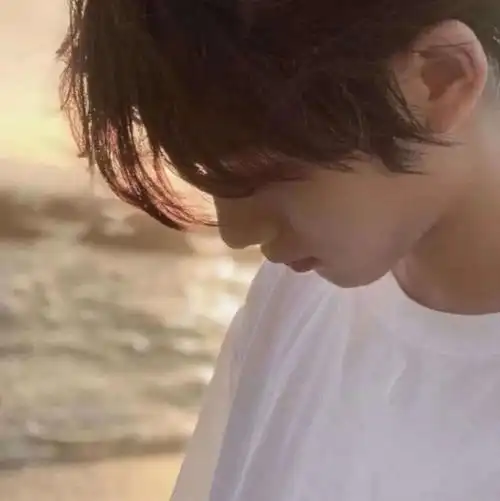 不会烂大街的高质量男生头像来了