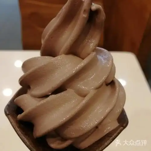 肯德基比利时巧克力冰淇淋华夫筒图片-北京快餐简餐-大众点评网