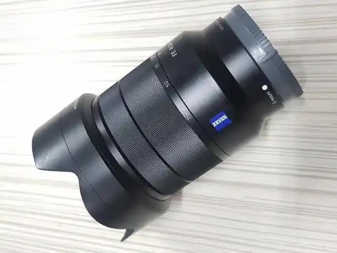 索尼24-70f4蔡司镜头