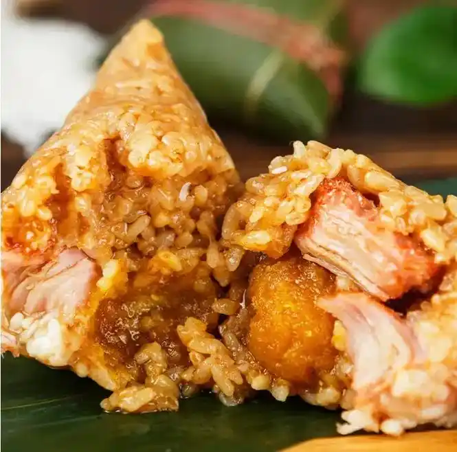 名小吃正宗嘉兴肉粽的做法分享.步骤1 猪肉切成20块1*1* - 抖音