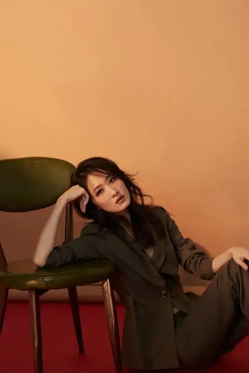 p>张雯,1985年9月12日出生于上海市,中国内地女演员,毕业于 a target