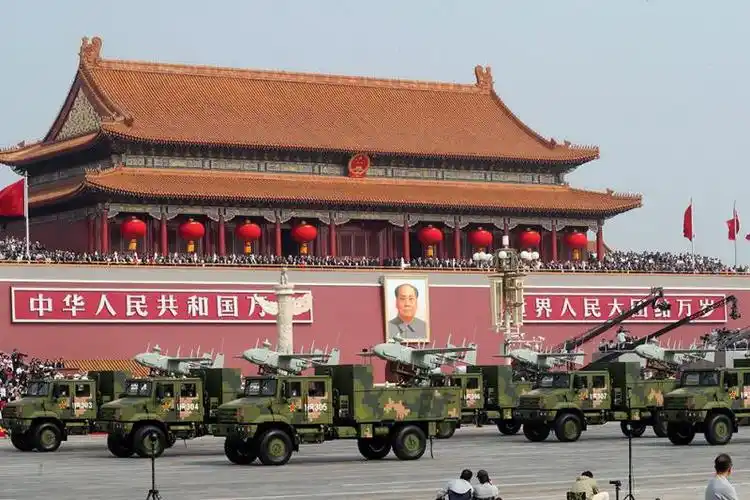 从现场记者的角度,看70周年大阅兵