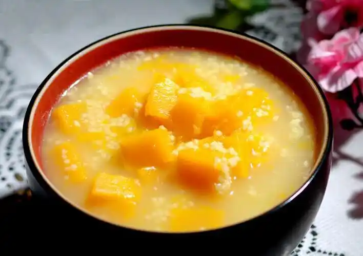 南瓜粥的做法大全—家常南瓜粥食材准备南瓜300克,大米100克,水适量.