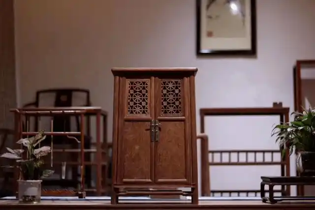 宋代柜类家具形制端方大气,对后世明清乃至国外家具史都有影响