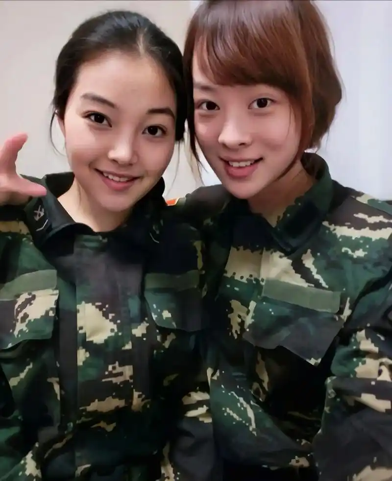 军旅 #特种兵之火凤凰 #郭艳粉丝后援会 #开心果 @郭艳 - 抖音