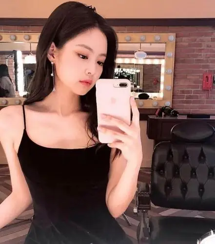 唯一道具,不入手一面镜子怎么能行?