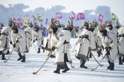 呼伦贝尔冬季那达慕举行 当地上演"最炫民族风"