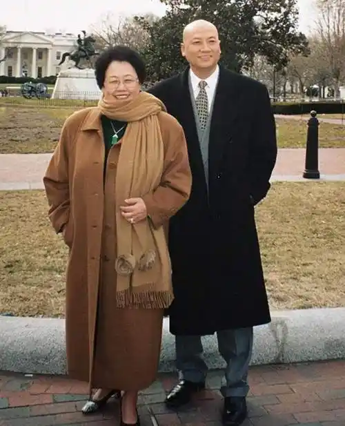 四,陈丽华和迟重瑞