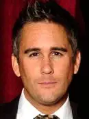 steve hooper图片_百度百科