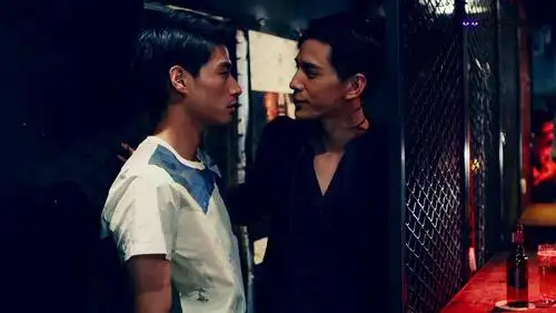 深蓝与月光 剧照