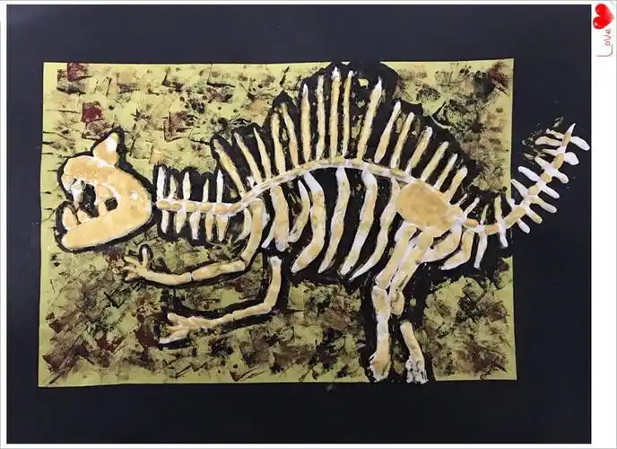 粘土作品—《恐龙化石》