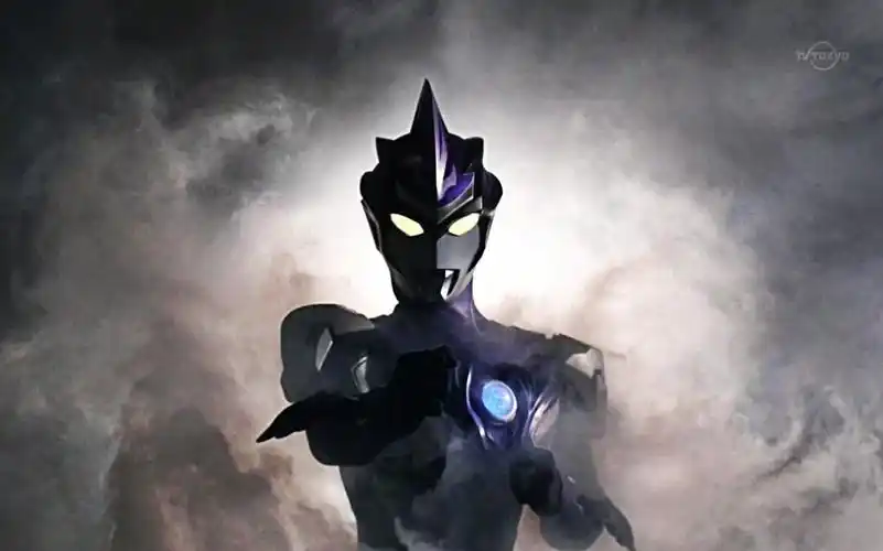 布鲁奥特曼 旋风形态战斗曲 旋风绊身,紫电疾风!