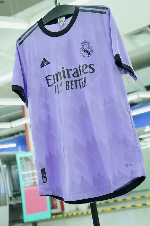 adidas皇家马德里202223赛季客场球衣球员版