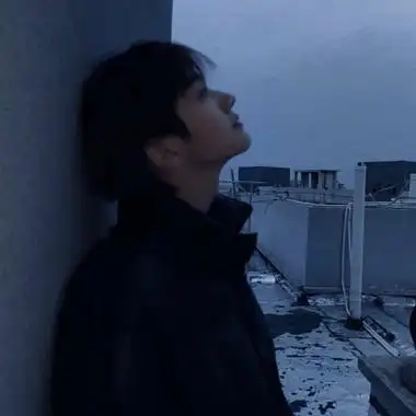 高清成熟稳重的男头真人高冷侧面图片,男生头像图片