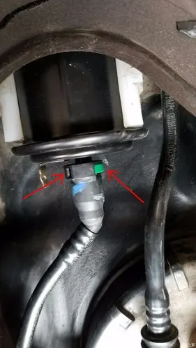 【图】自己动手更换汽油滤芯_瑞风s3论坛_汽车之家论坛