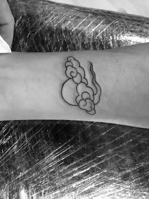云朵纹身