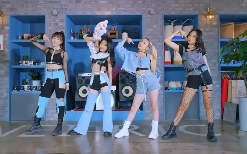 超赞翻跳 blackpink - pretty savage l  dance cover