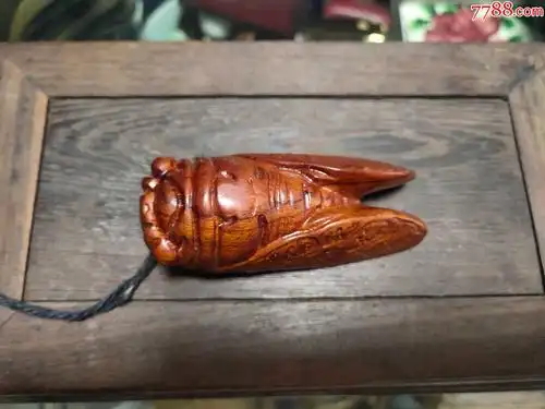 知了木质小挂件