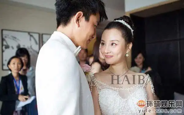 刘亦菲宋承宪范冰冰李晨七夕明星情侣爱的眼神