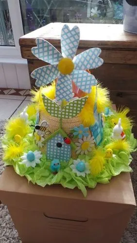 loads of creative easter hats or also known as easter bonnets