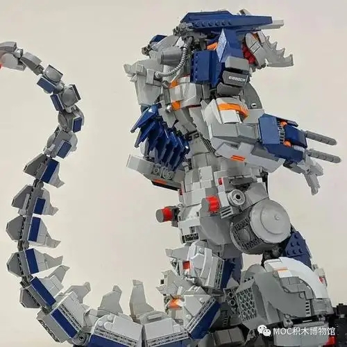 将国王gojulas和kiryu的武器融合到我自己定制的乐高机械哥斯拉中!